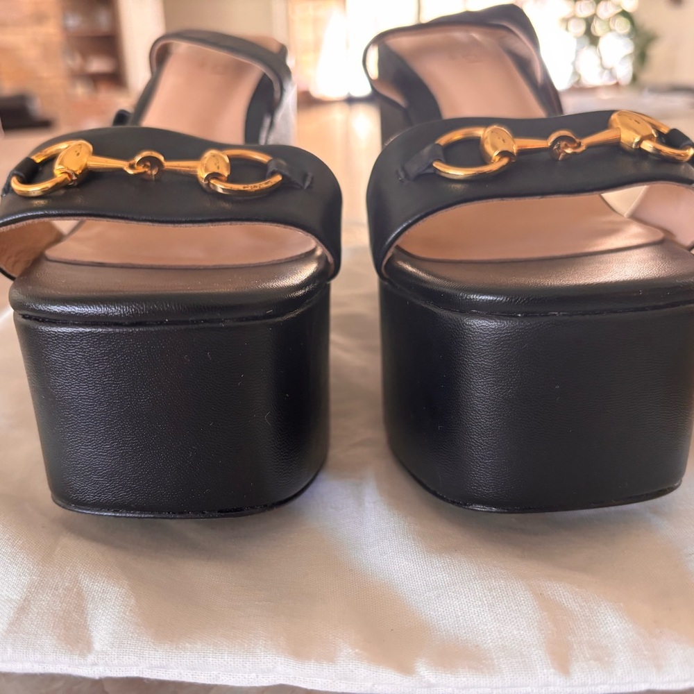 Gucci Black Leather Platform Wedge Sandals with Gold Horsebit size 37 - Picture 5 of 7